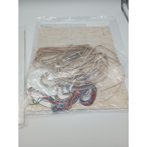 BHG Crafts Kit Counted Cross Stitch Samplers Winter Garden Lot Of 2 - Picture 6 of 7